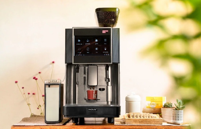 Bean-to-cup coffee machines